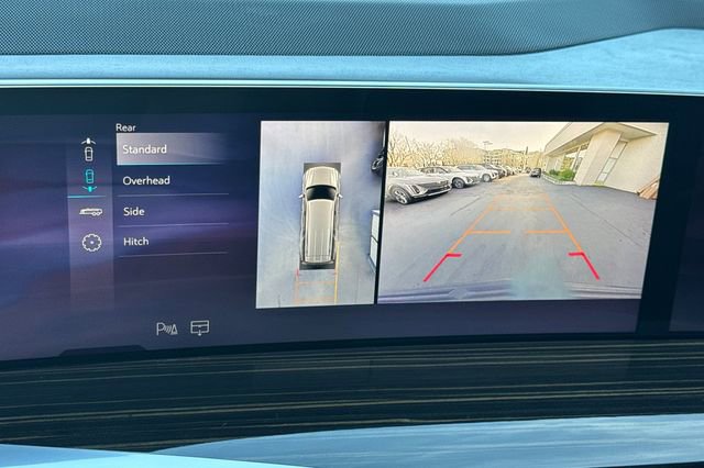 Certified 2025 Cadillac Escalade ESV Premium Luxury image 21