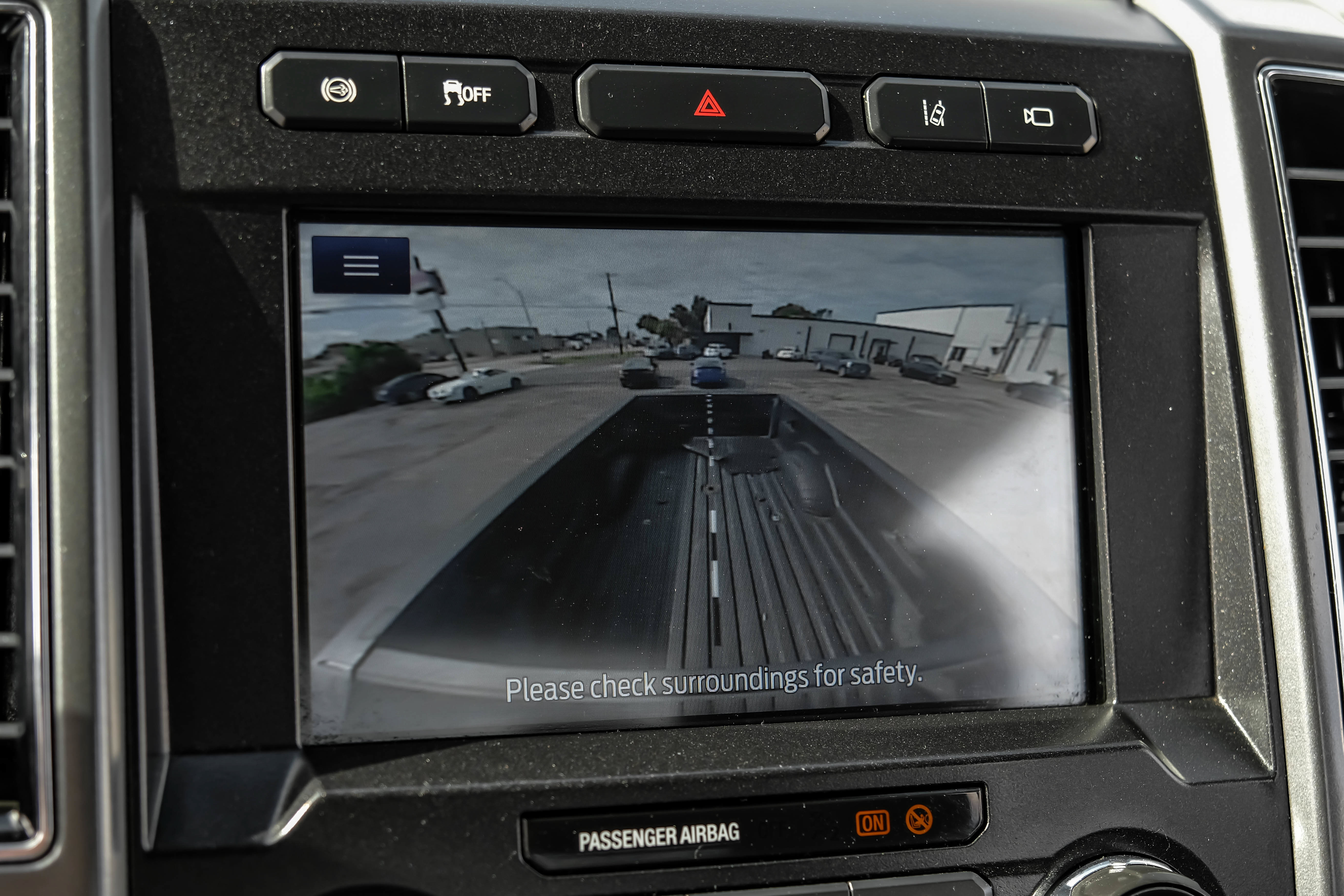 Used 2022 Ford F450 XLT w/ Camper Package AWD/4WD image 22