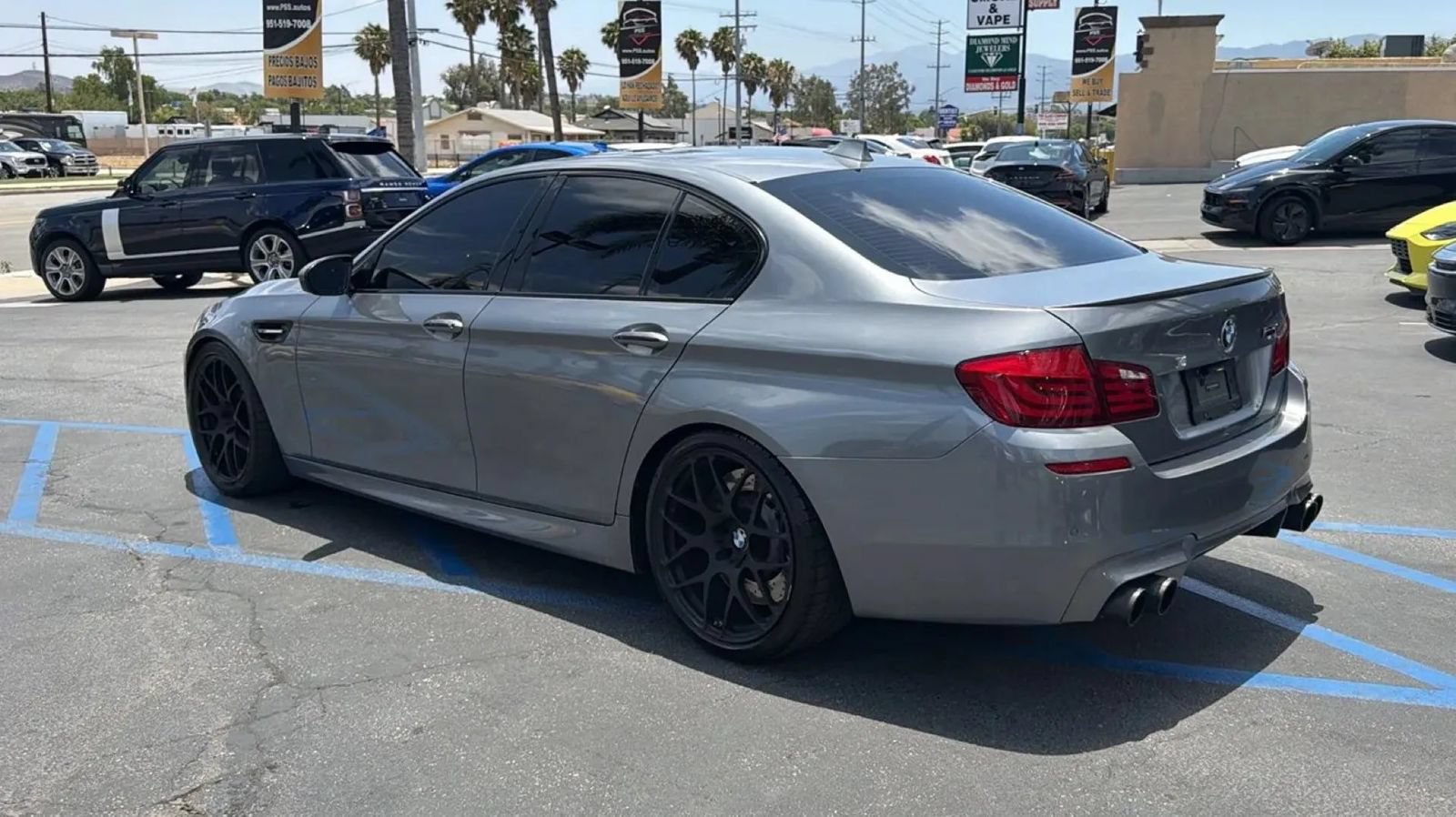 Used 2013 BMW M5 RWD image 5