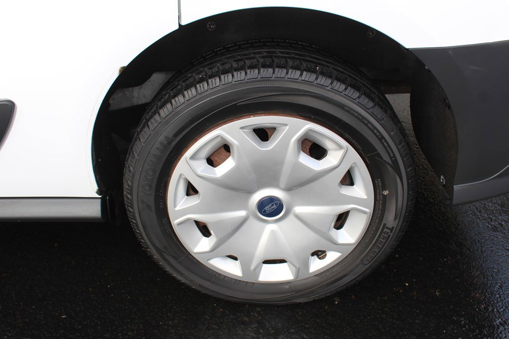 Used 2016 Ford Transit Connect XL image 49