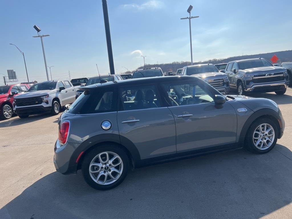 Used 2018 MINI Cooper S image 9