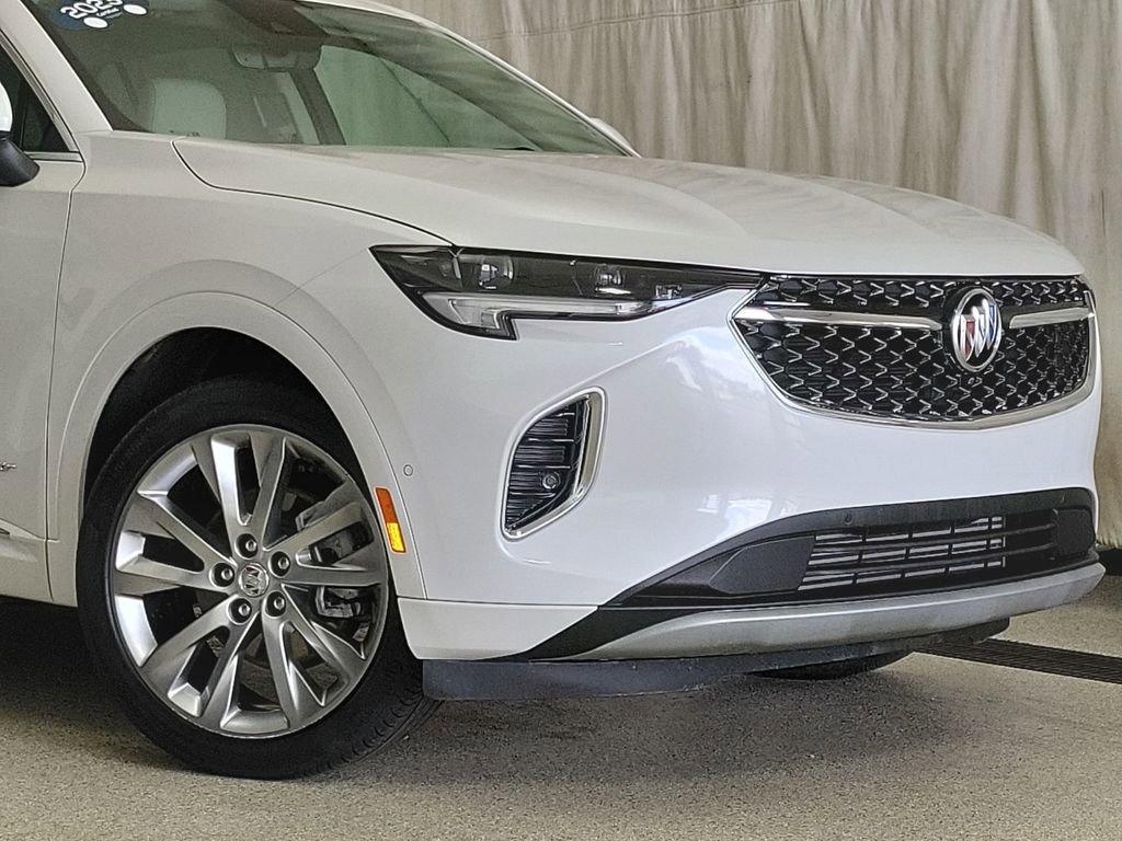 Certified 2023 Buick Envision Avenir image 2