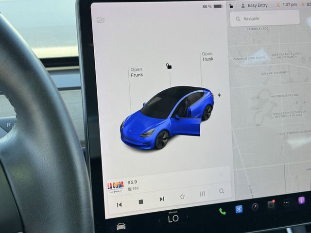 Used 2019 Tesla Model 3 Standard Range image 11