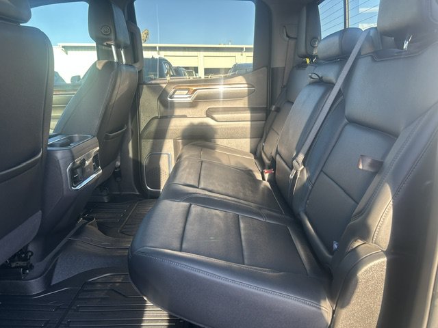 Used 2024 GMC Sierra 1500 Elevation w/ Elevation Premium Package AWD/4WD image 17