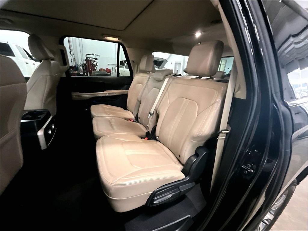 Used 2024 Ford Expedition Max Limited image 15