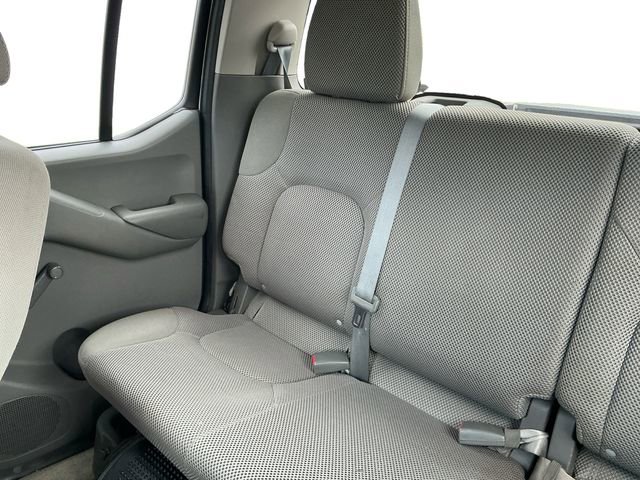 Used 2013 Nissan Frontier S image 16