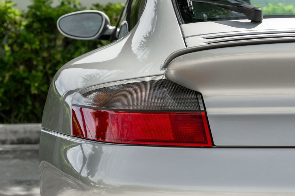 Used 2001 Porsche 911 Turbo AWD/4WD image 16