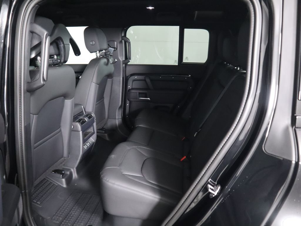 New 2026 Land Rover Defender 110 S image 22