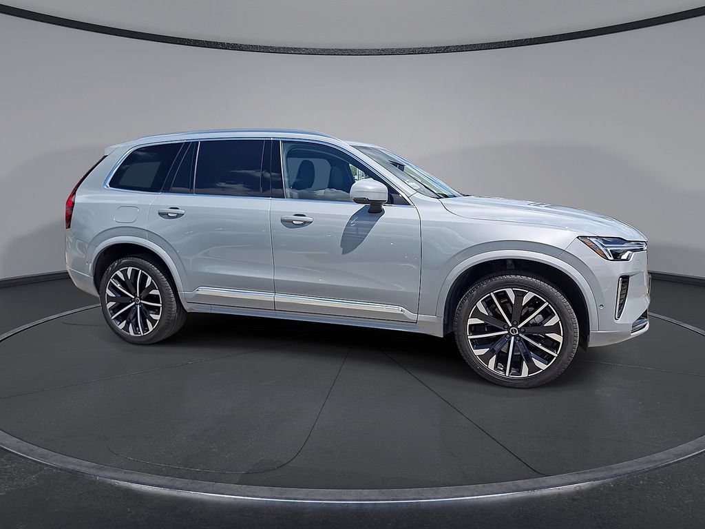 Certified 2026 Volvo XC90 B6 Plus AWD/4WD image 6
