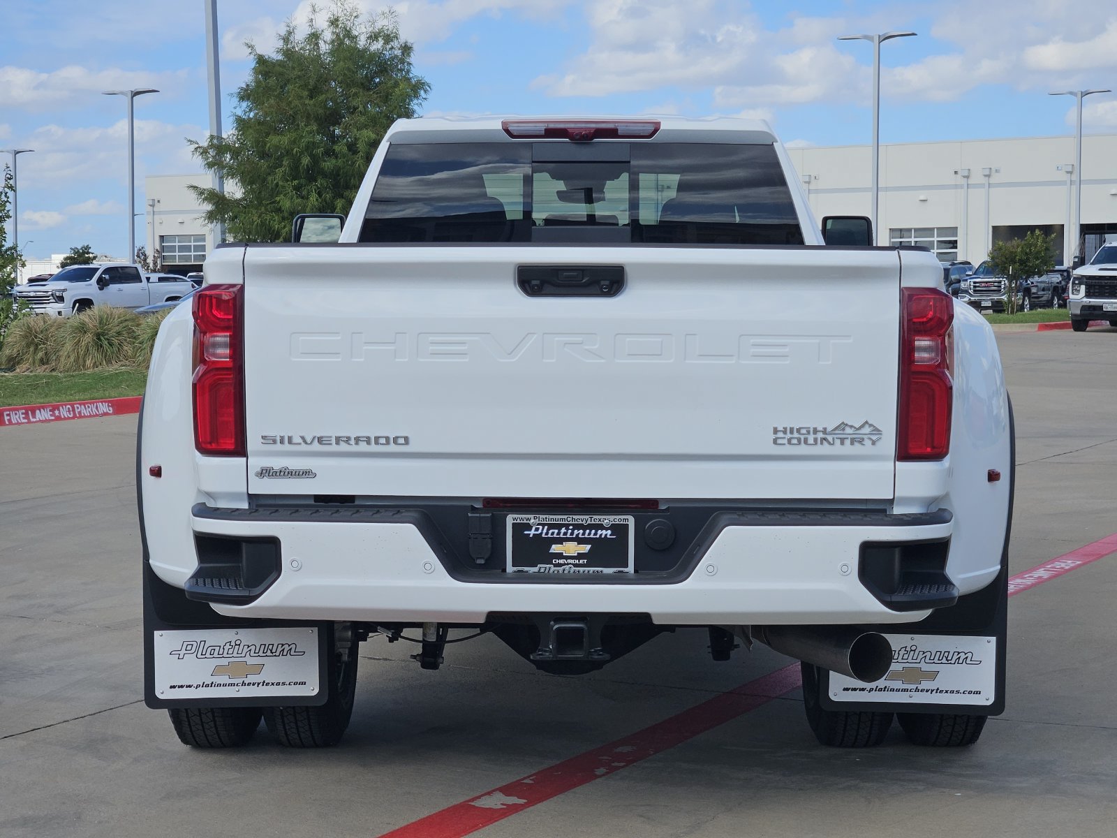 New 2026 Chevrolet Silverado 3500 High Country w/ Technology Package AWD/4WD image 8