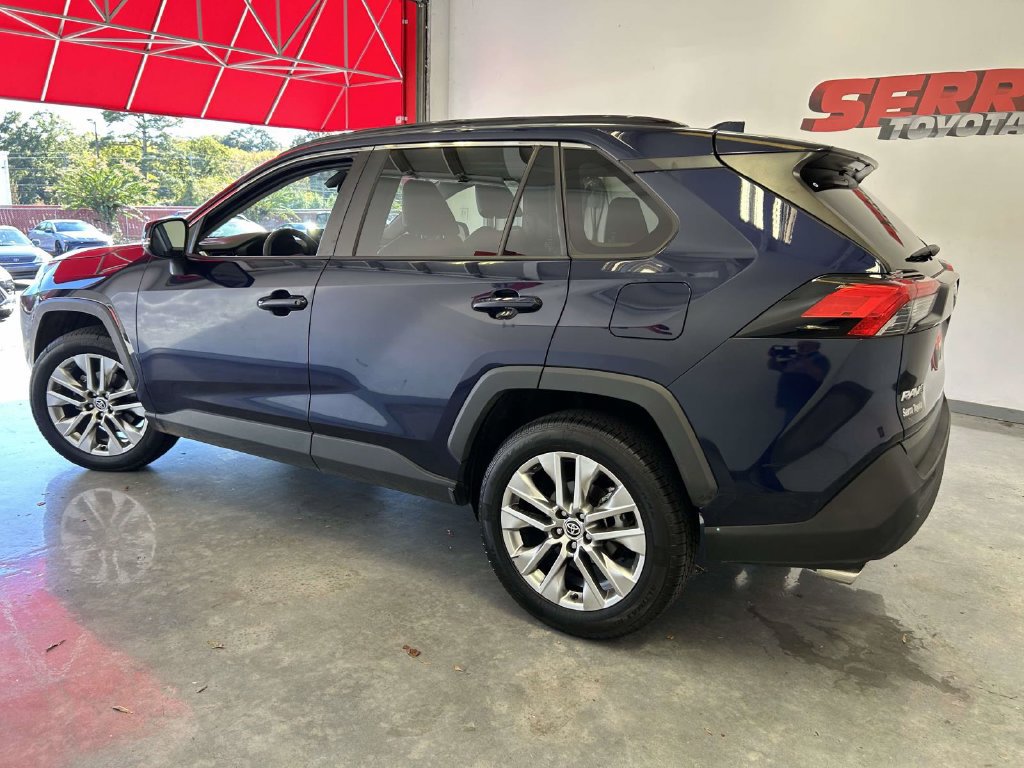 Certified 2021 Toyota RAV4 XLE Premium FWD image 6
