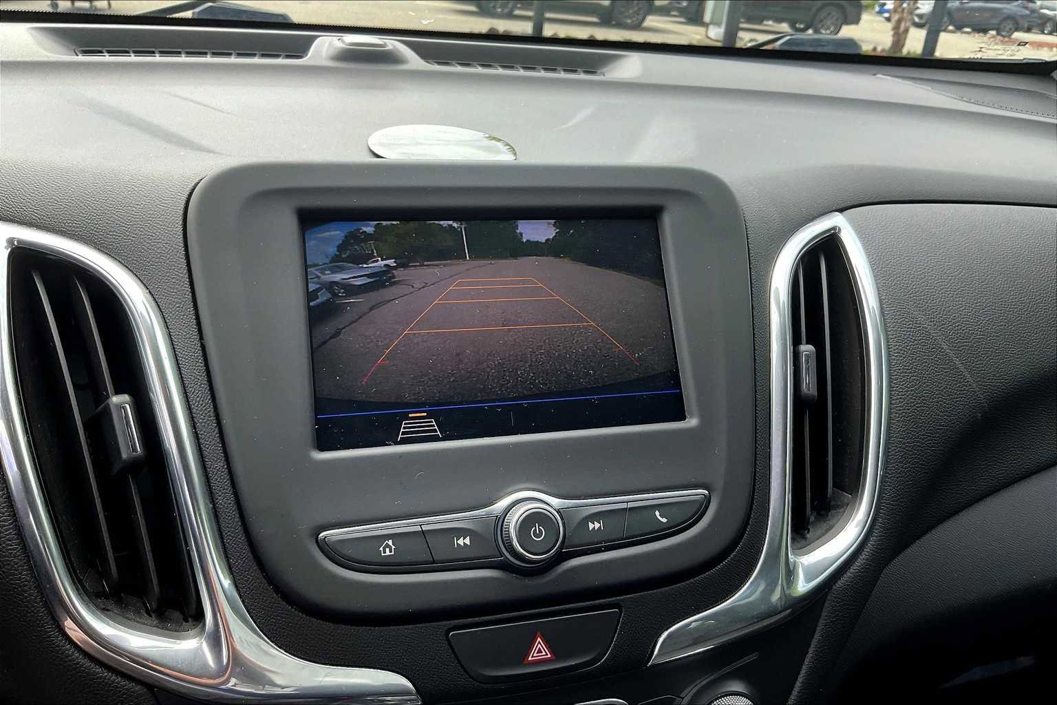 Used 2020 Chevrolet Equinox LT image 19