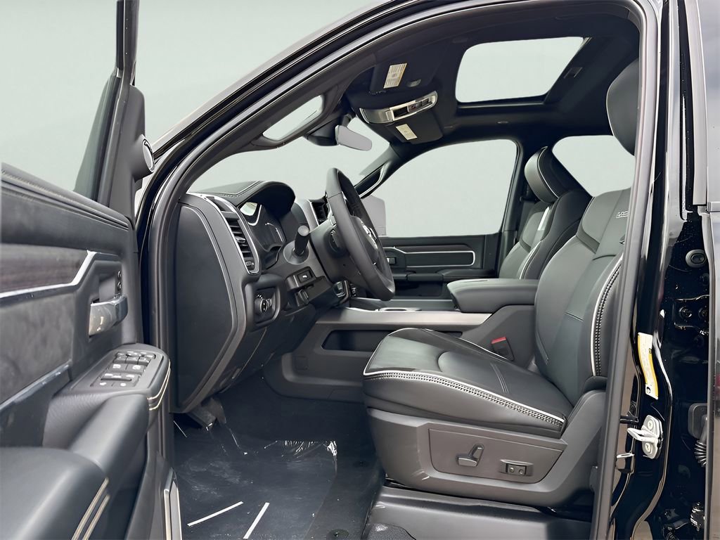 New 2026 RAM 2500 Laramie AWD/4WD image 33