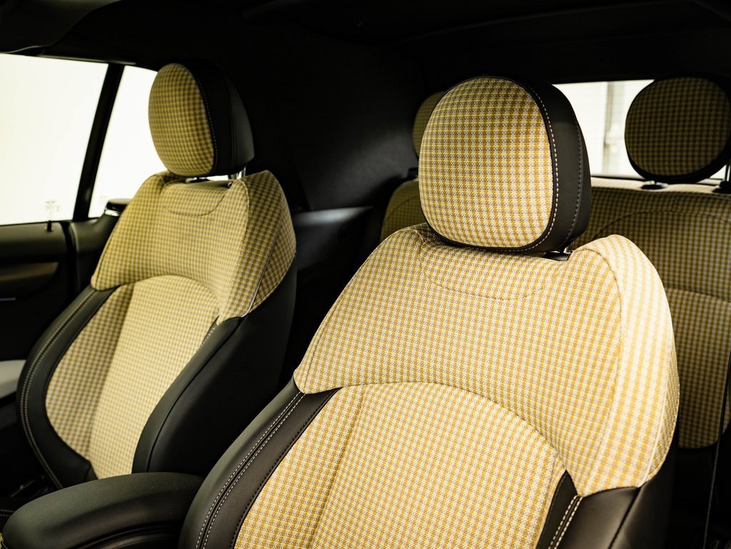 Used 2023 MINI Cooper S w/ Signature Upholstery Package image 22