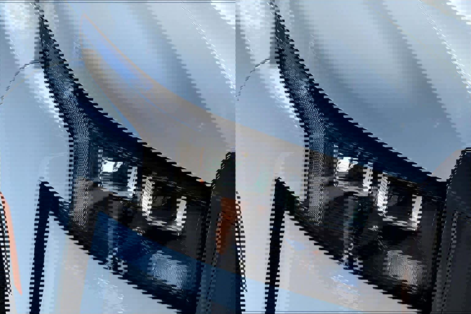 New 2026 Nissan Frontier SV w/ All-Weather Content Package image 13