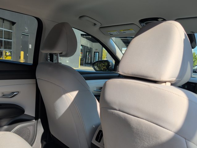 Used 2025 Hyundai Tucson SEL AWD/4WD image 24