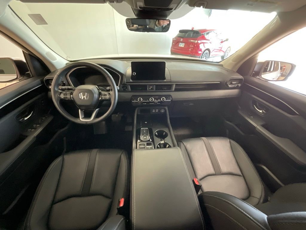 Used 2025 Honda Pilot EX-L image 9