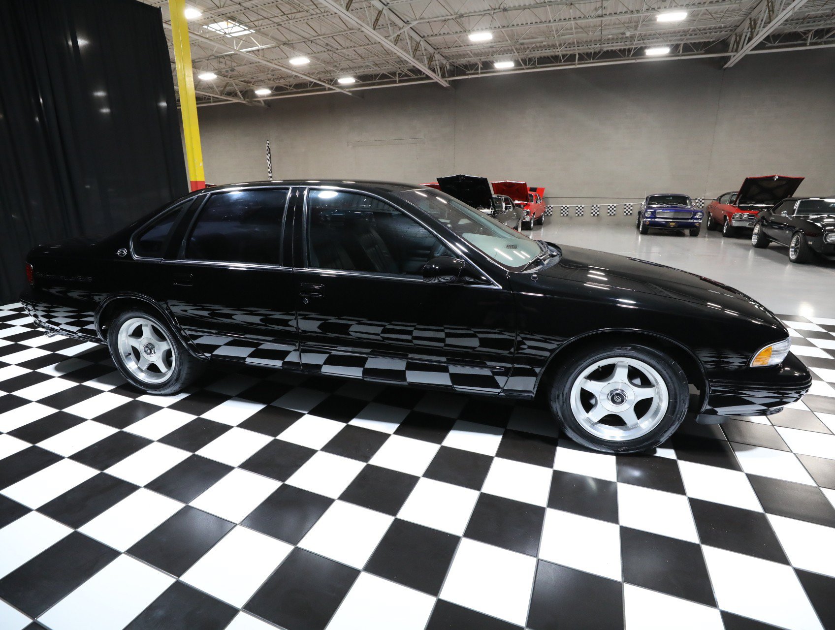 Used 1996 Chevrolet Impala SS RWD image 16