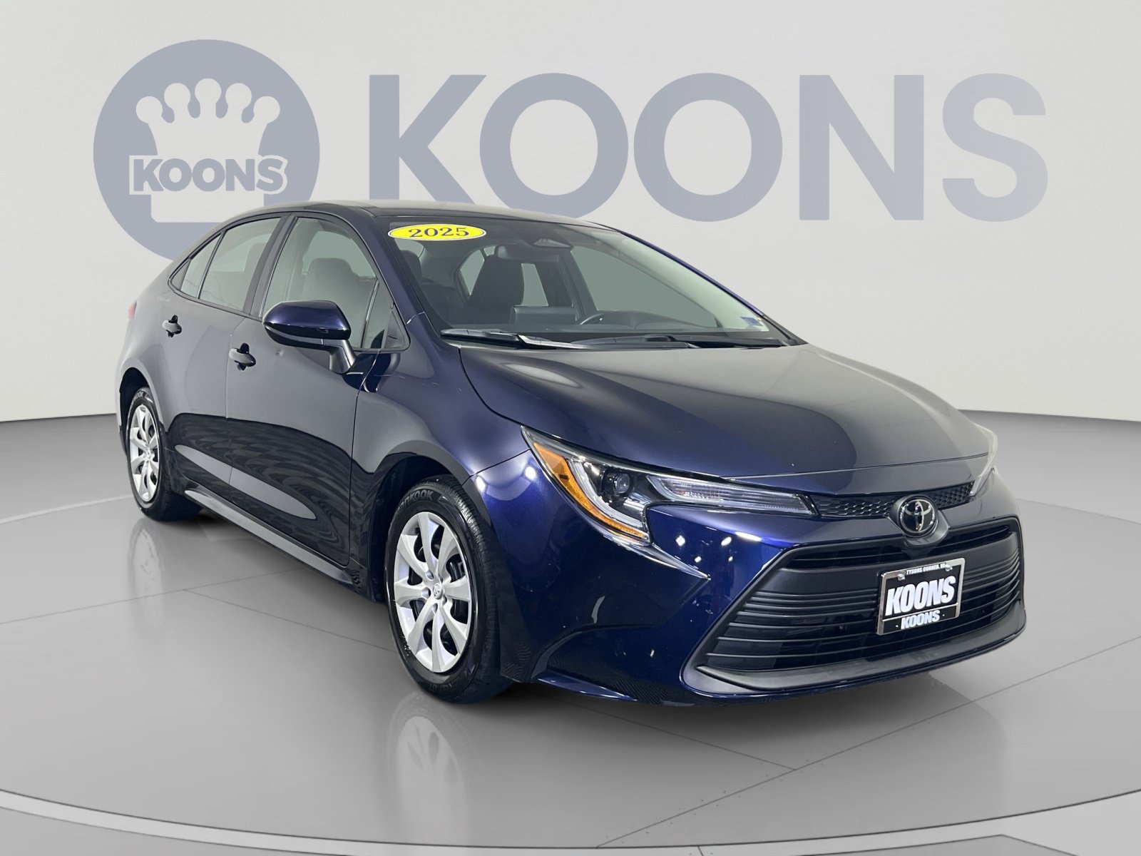 Used 2025 Toyota Corolla LE FWD image 10