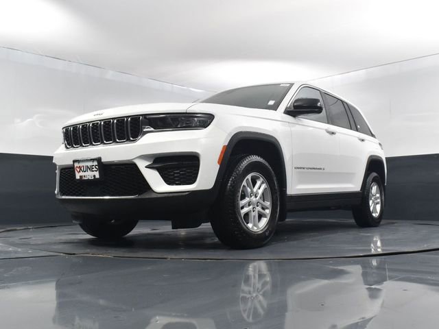 New 2025 Jeep Grand Cherokee Laredo w/ MOPAR Finishing Package image 46
