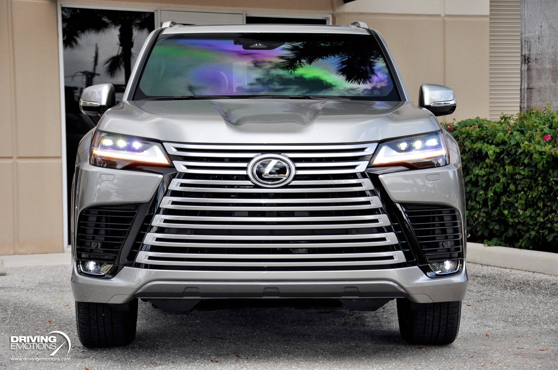 Used 2026 Lexus LX 700h Luxury AWD/4WD image 35