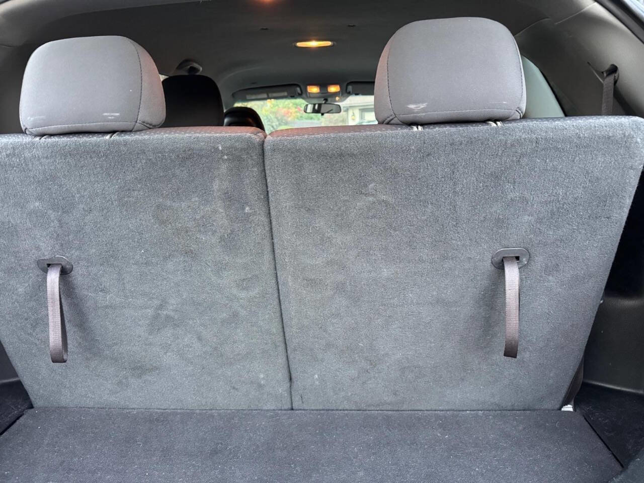 Used 2012 Kia Sorento LX w/ Third Row Pkg image 25