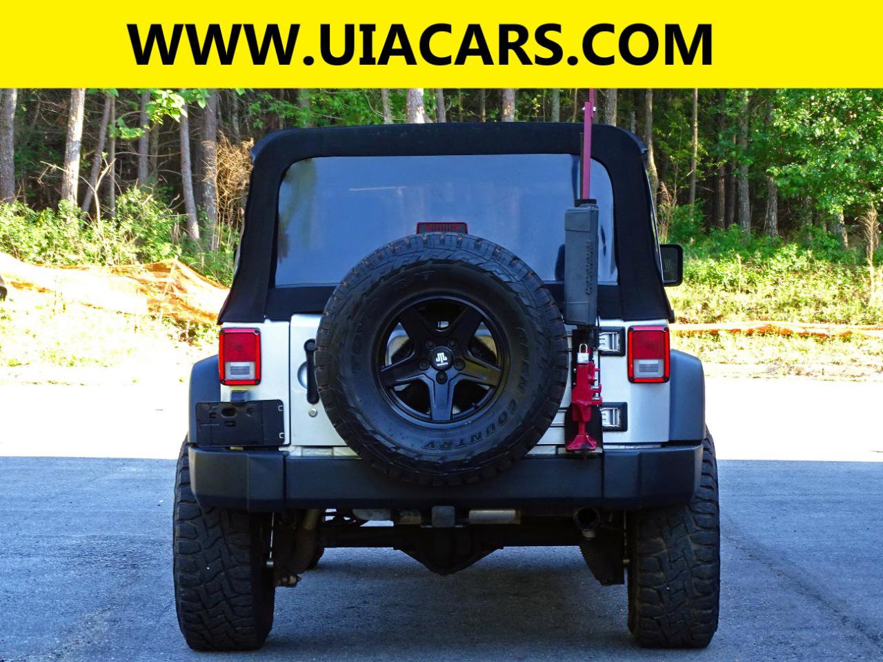 Used 2008 Jeep Wrangler Unlimited Rubicon w/ Dual Top Group AWD/4WD image 8