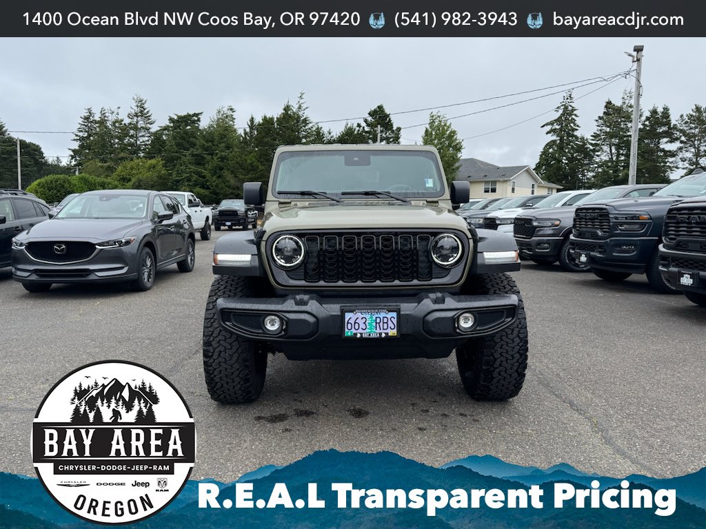 Used 2025 Jeep Wrangler Sport AWD/4WD image 2