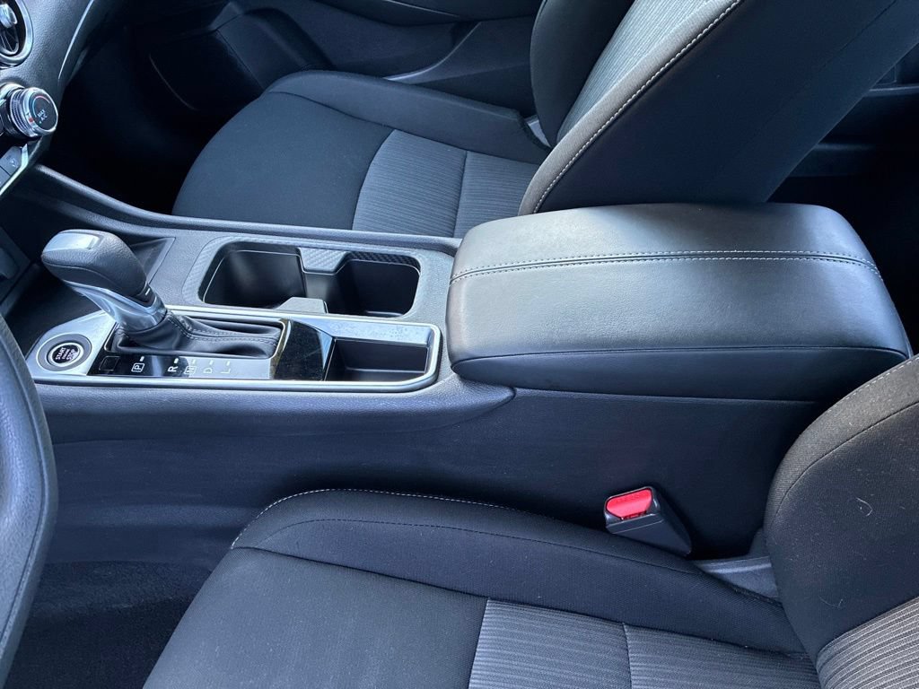 Certified 2023 Nissan Sentra SV FWD image 23