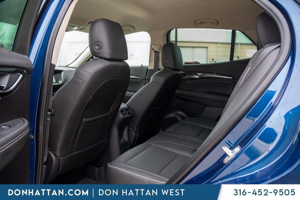 Used 2022 Buick Envision Essence w/ Technology Package I image 20