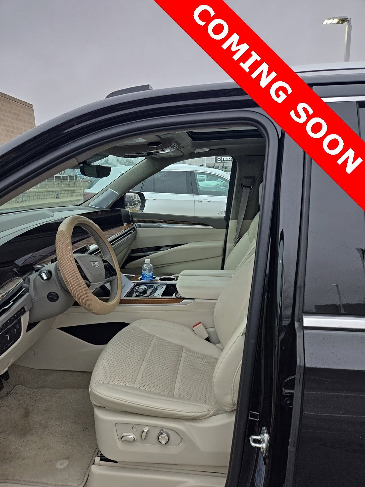 Certified 2025 Cadillac Escalade Premium Luxury Platinum image 3