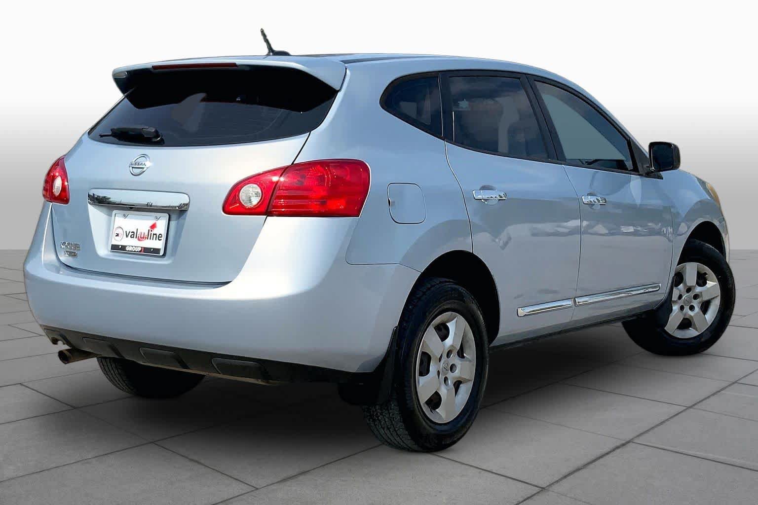 Used 2014 Nissan Rogue S w/ Convenience Package FWD image 13