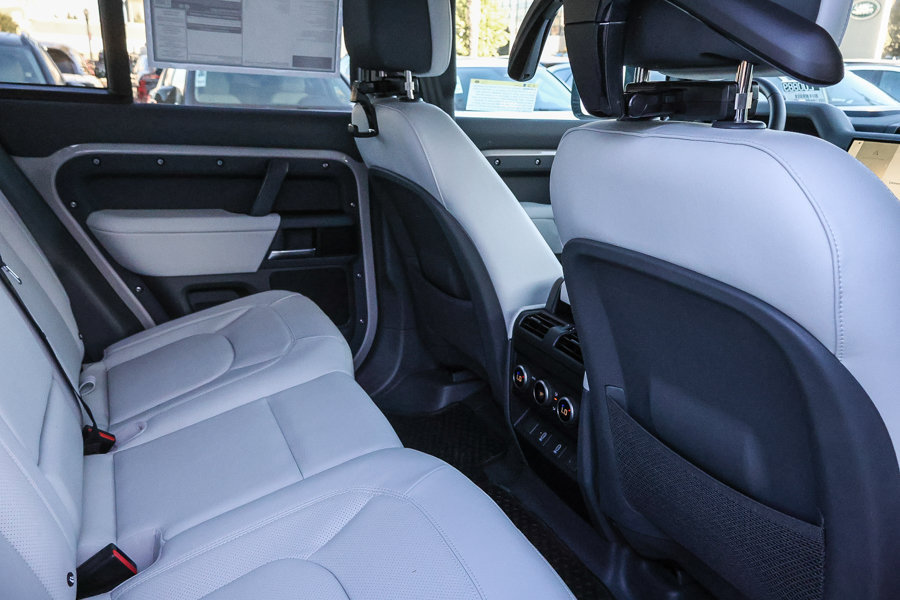 New 2026 Land Rover Defender 110 S AWD/4WD image 17