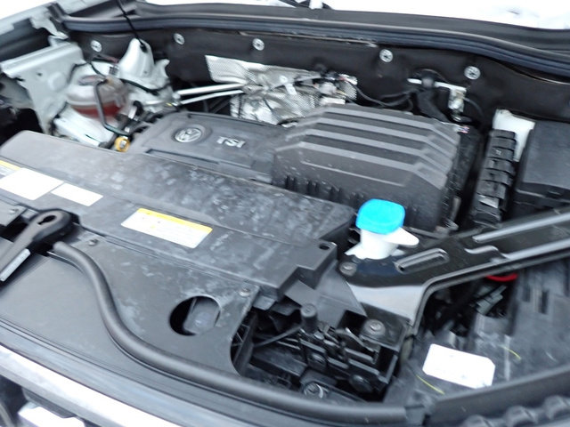 Used 2023 Volkswagen Atlas Cross Sport SE image 27