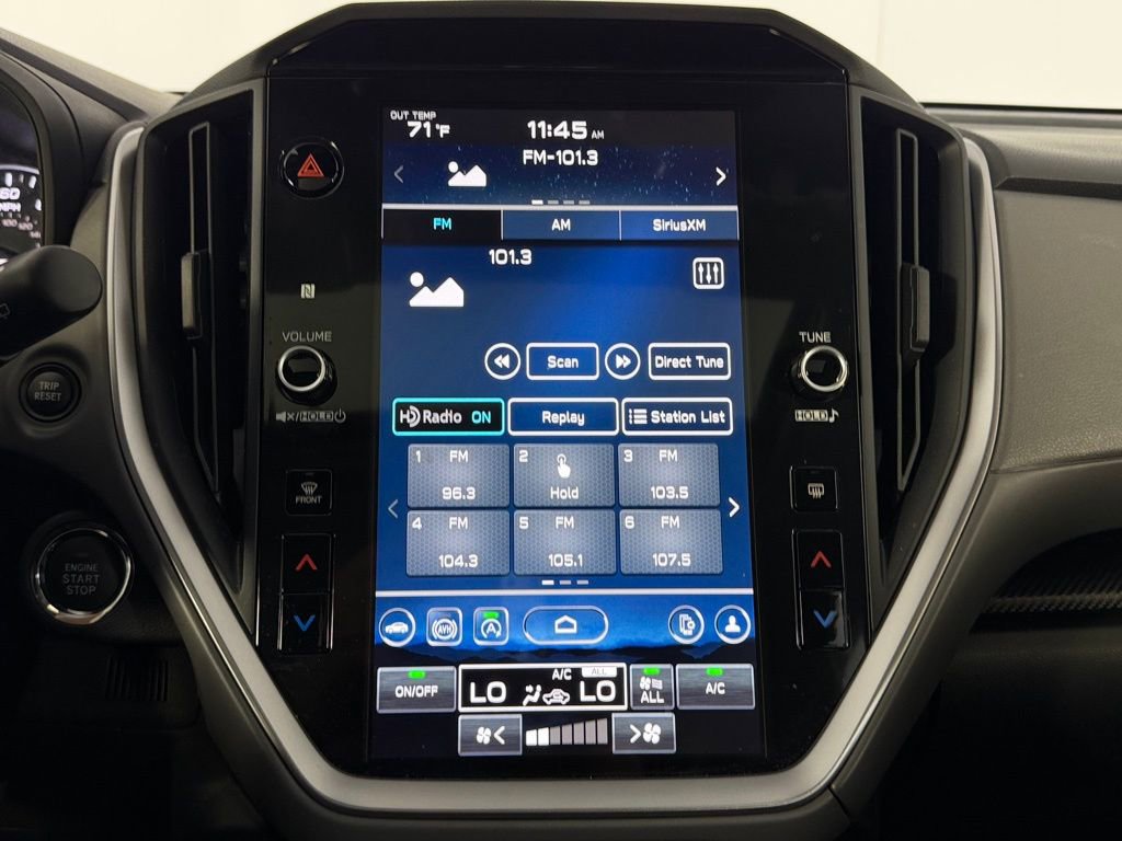 Used 2025 Subaru Crosstrek 2.0i Premium image 18