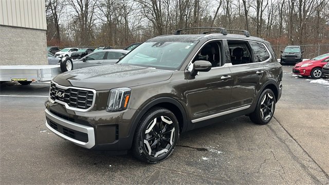 Used 2024 Kia Telluride S w/ S Sunroof Package image 35