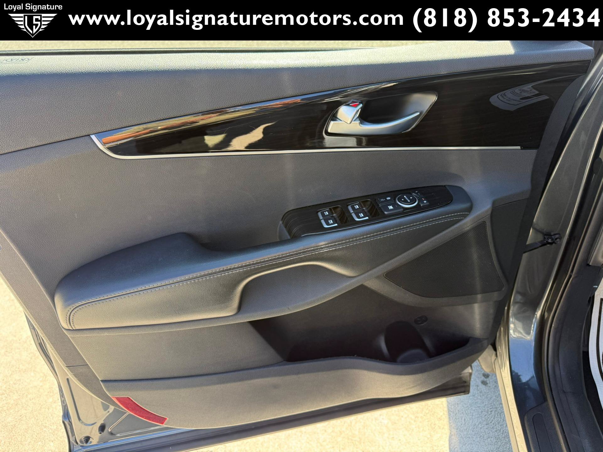 Used 2020 Kia Sorento EX FWD image 24