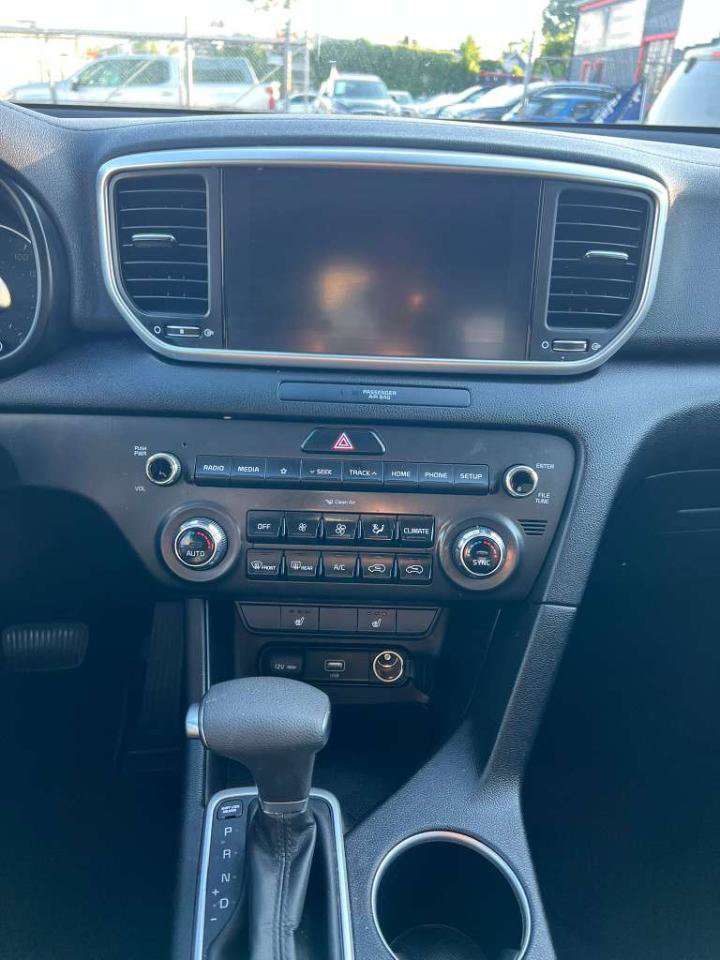 Used 2021 Kia Sportage LX w/ LX AWD Popular Package image 27