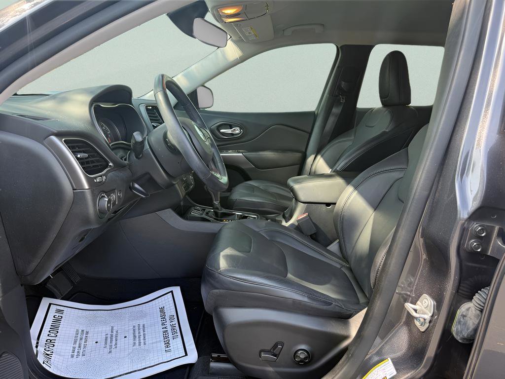 Used 2020 Jeep Cherokee Limited FWD image 9