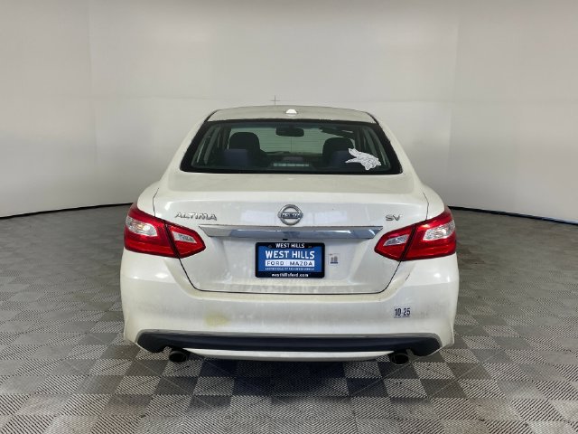 Used 2016 Nissan Altima 2.5 SV w/ Convenience Package FWD image 14