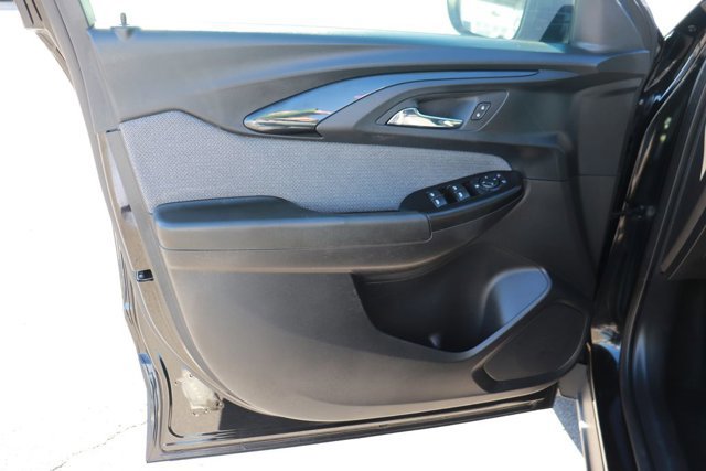 Used 2023 Chevrolet TrailBlazer LS image 8