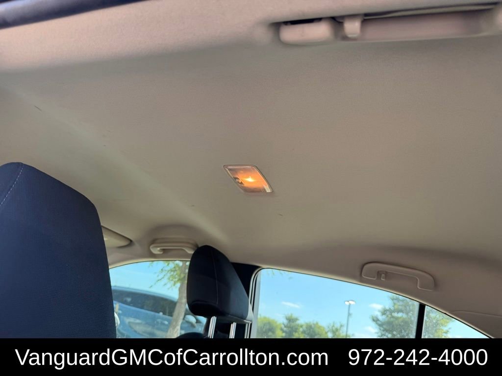 Used 2020 Toyota Corolla LE image 24