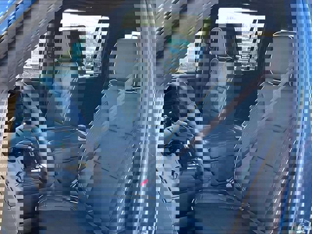 New 2026 Chevrolet Suburban Premier image 9