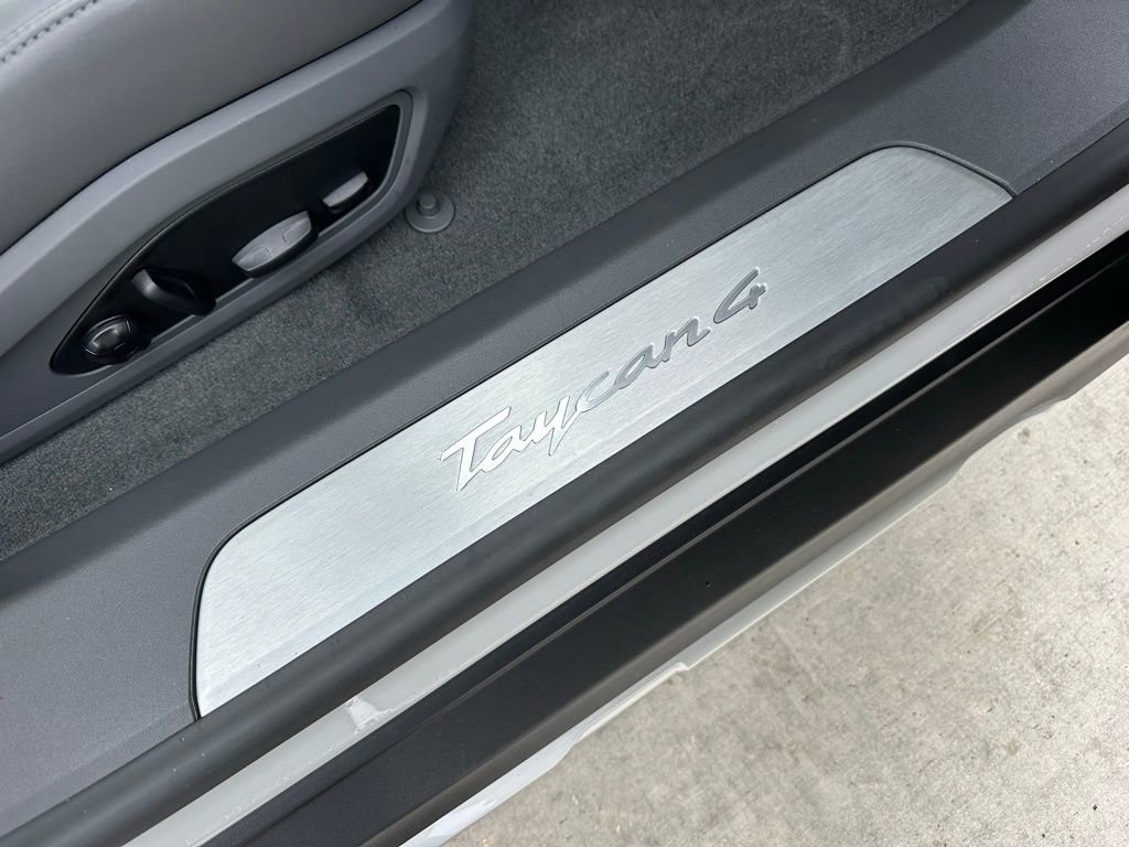 Certified 2025 Porsche Taycan 4 Cross Turismo image 38