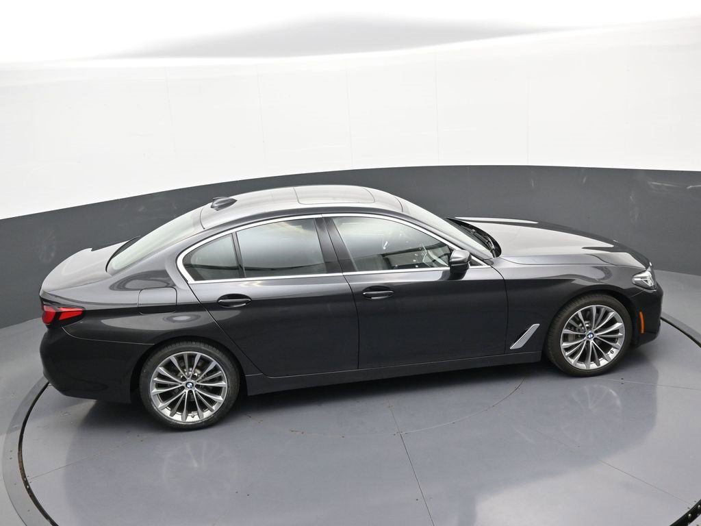Used 2023 BMW 530i xDrive w/ Premium Package image 37