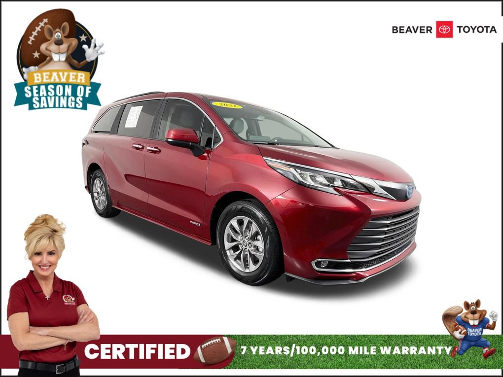 Used 2021 Toyota Sienna XLE FWD image 1
