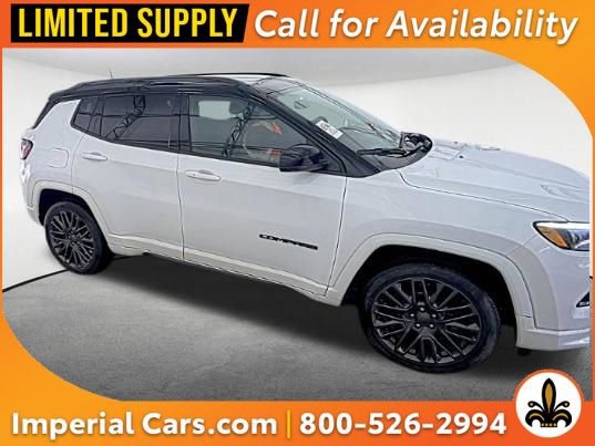 Used 2022 Jeep Compass High Altitude video 1