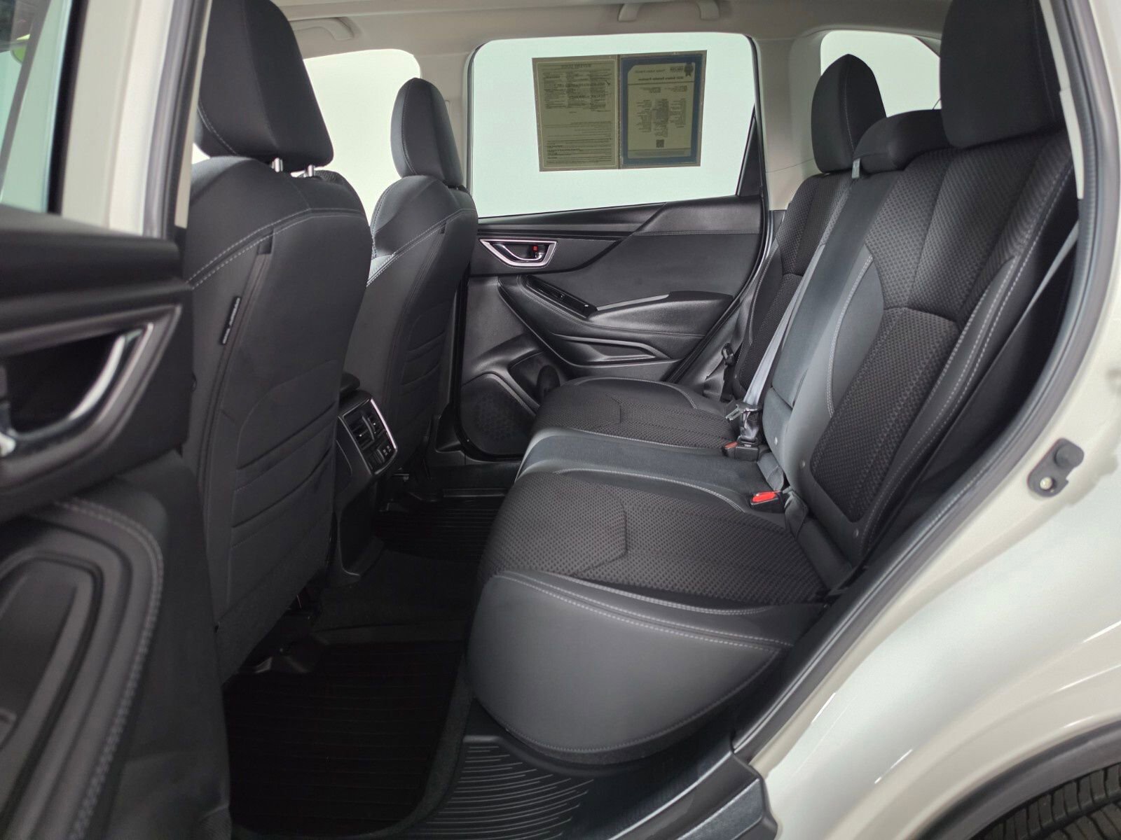 Used 2023 Subaru Forester Premium AWD/4WD image 15