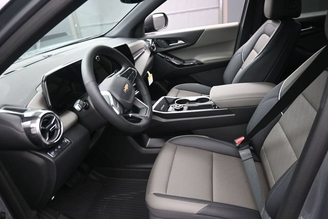 New 2026 Chevrolet Equinox LT w/ Convenience Package II FWD image 8