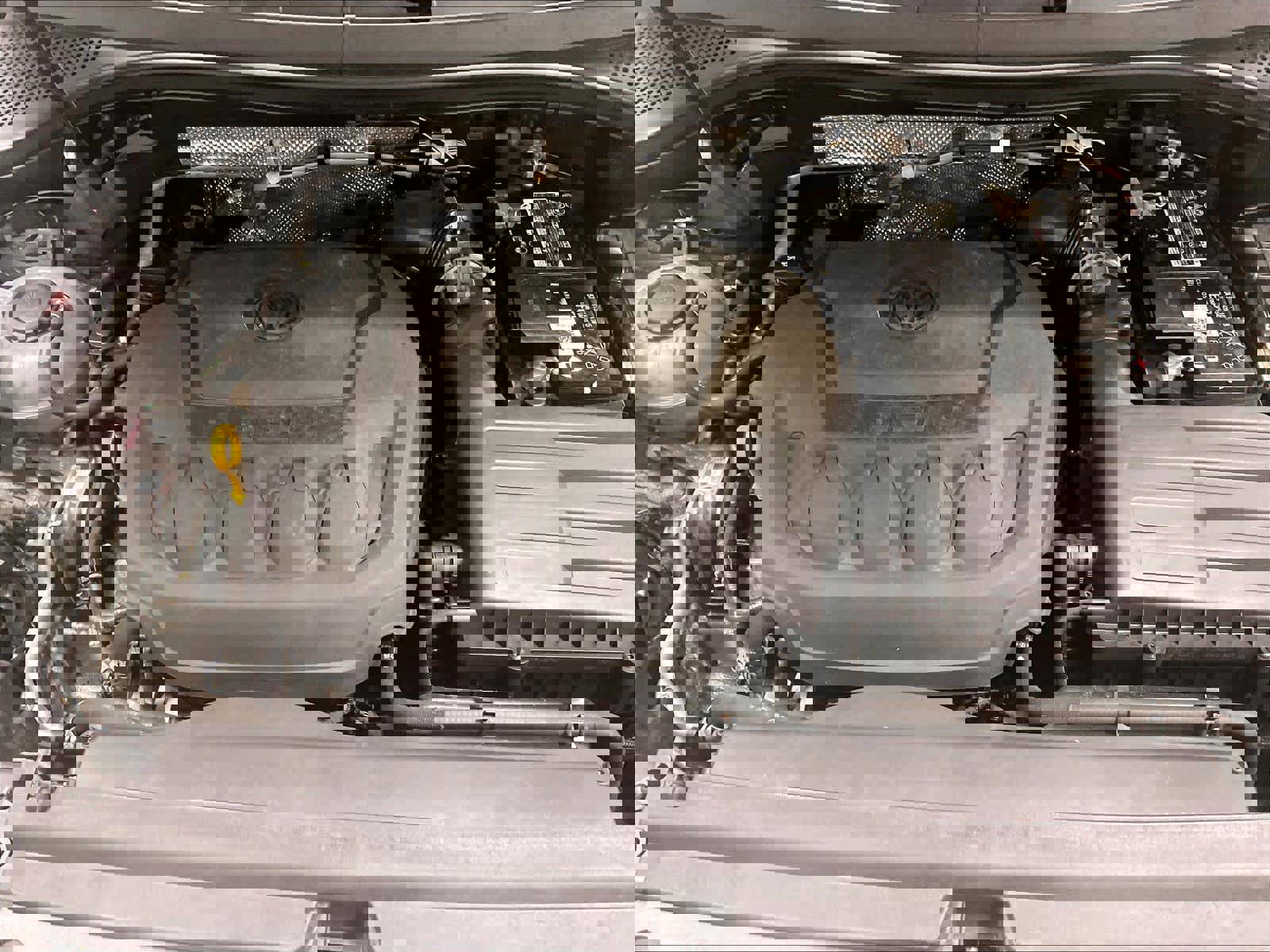 Used 2021 Volkswagen Tiguan SE image 34